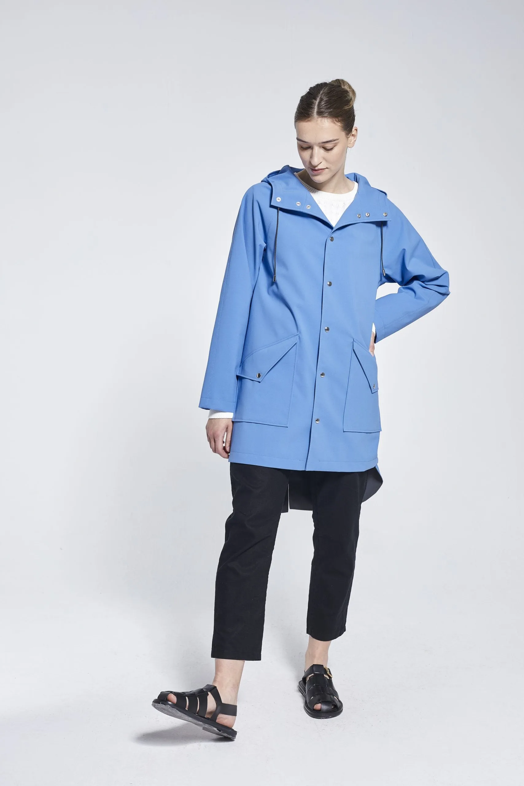 OCEAN BLUE CITY RAINCOAT - recycled materials