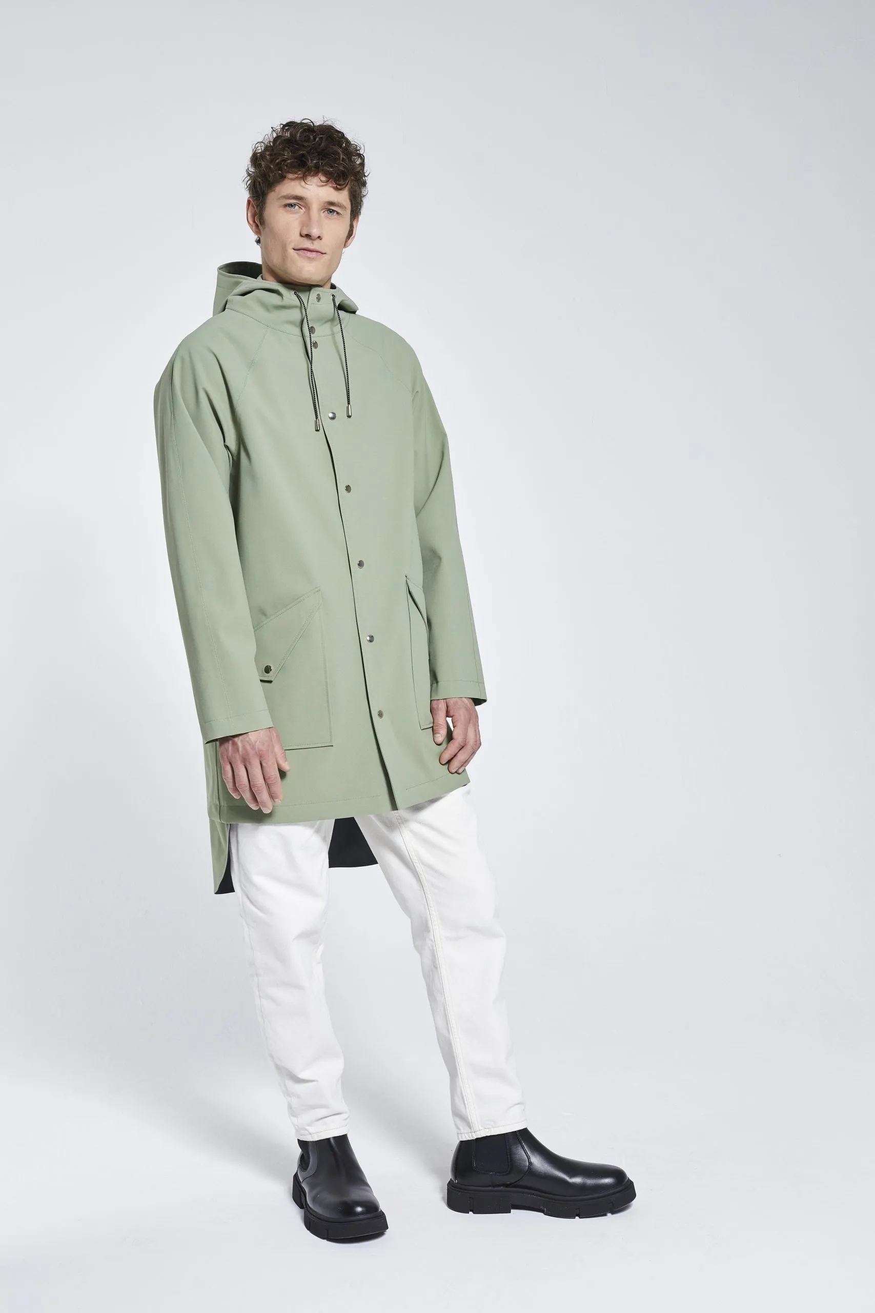 OLIVE CITY RAINCOAT - recycled materials