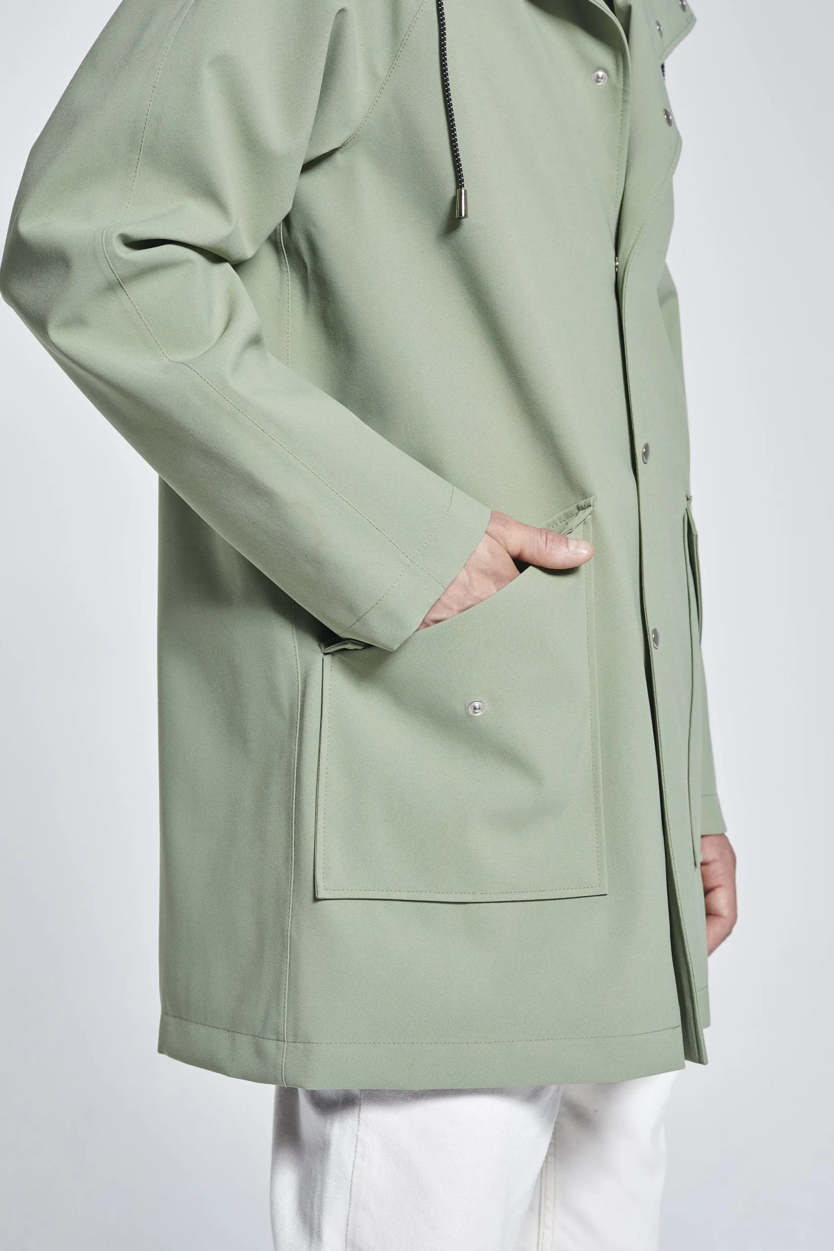 OLIVE CITY RAINCOAT - recycled materials