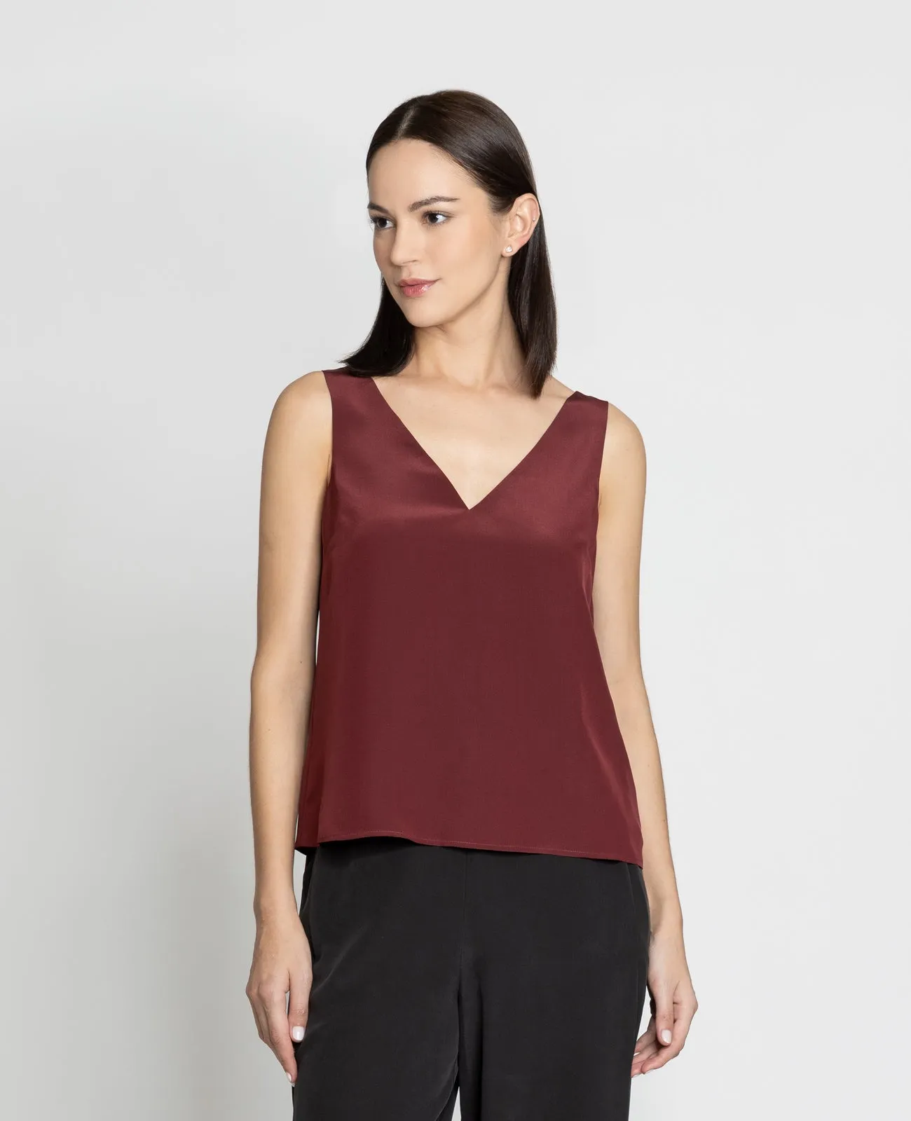 Silk Signature V-neck Tank