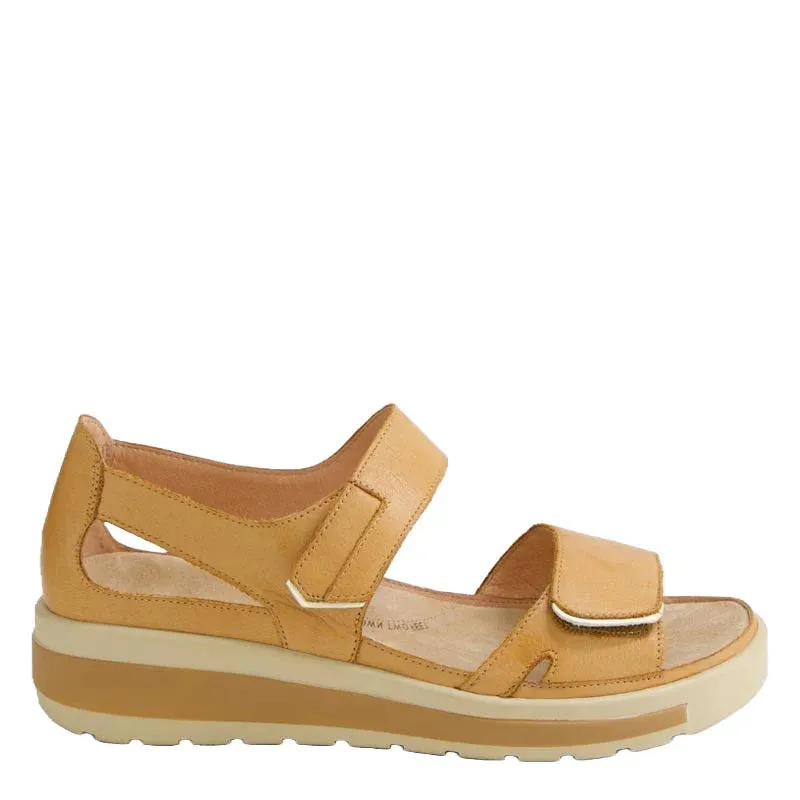 Ziera Gedd Tan Leather Sandal